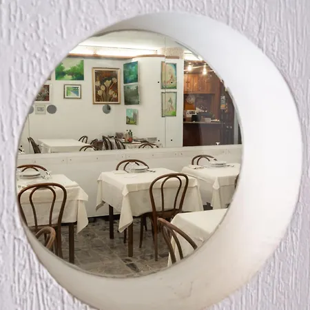 Al Porto 2* 因佩里亚