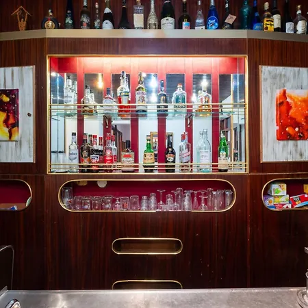 Al Porto 酒店 因佩里亚