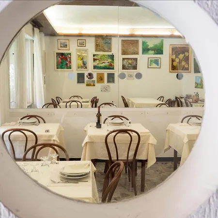 Al Porto 2* インペリア